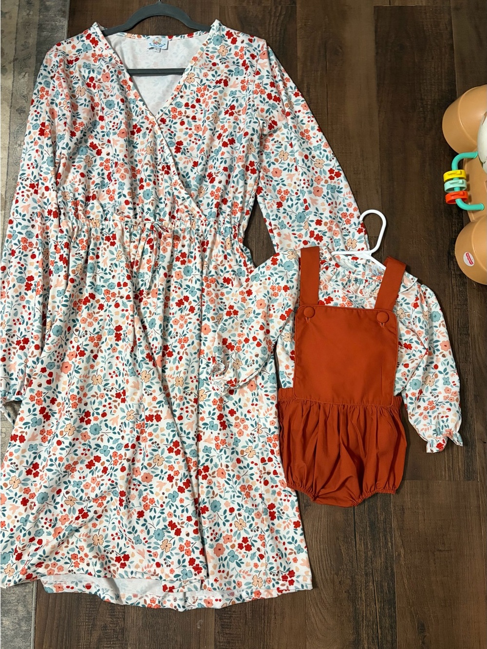 Coordinated Floral Mother & Baby Dress Set in Cream with Rust Accents